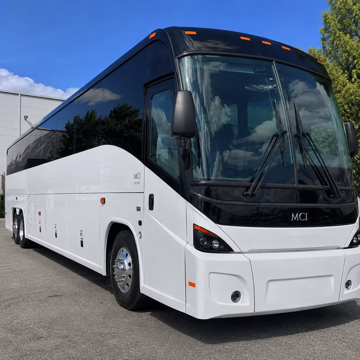 detroit metropolitan airport dtw shuttle service from toledo