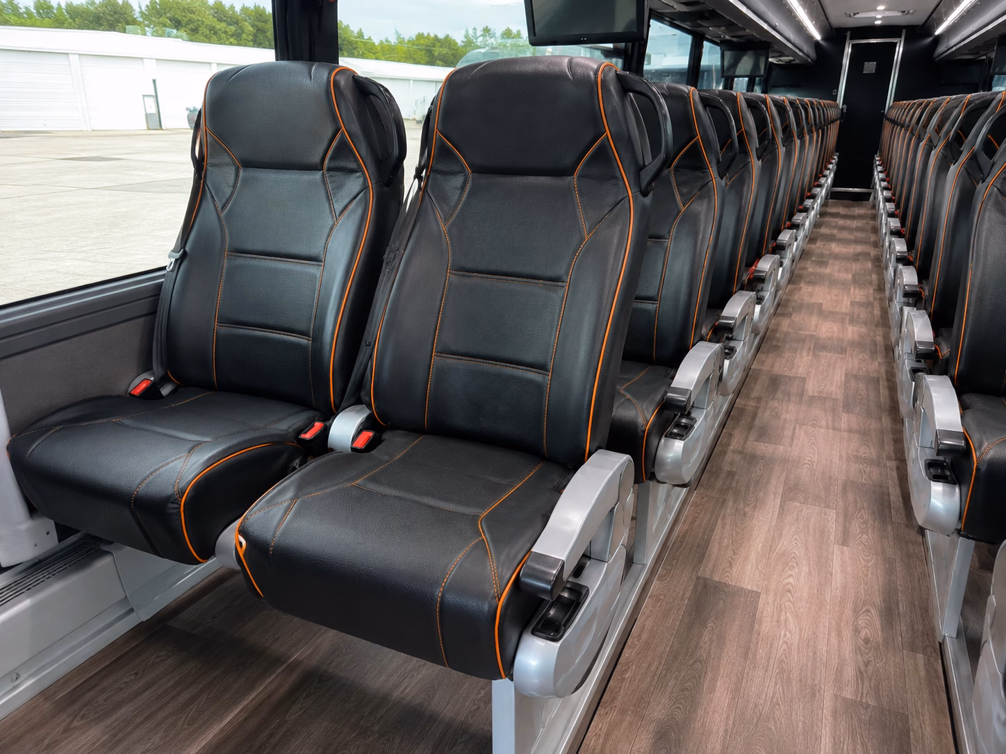 got 30 seconds get your toledo sporting event bus quote right now