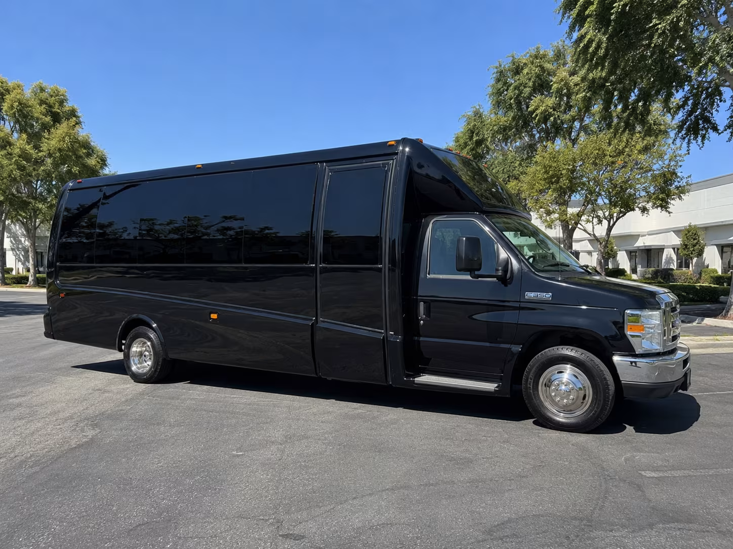 toledo new years eve party bus rental